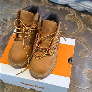 Timberland Tan Leather Boots with Yellow Laces